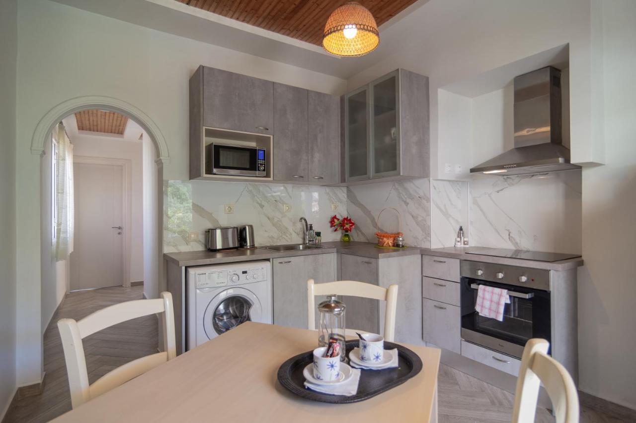 Aris Apartments Палеокастріца Екстер'єр фото