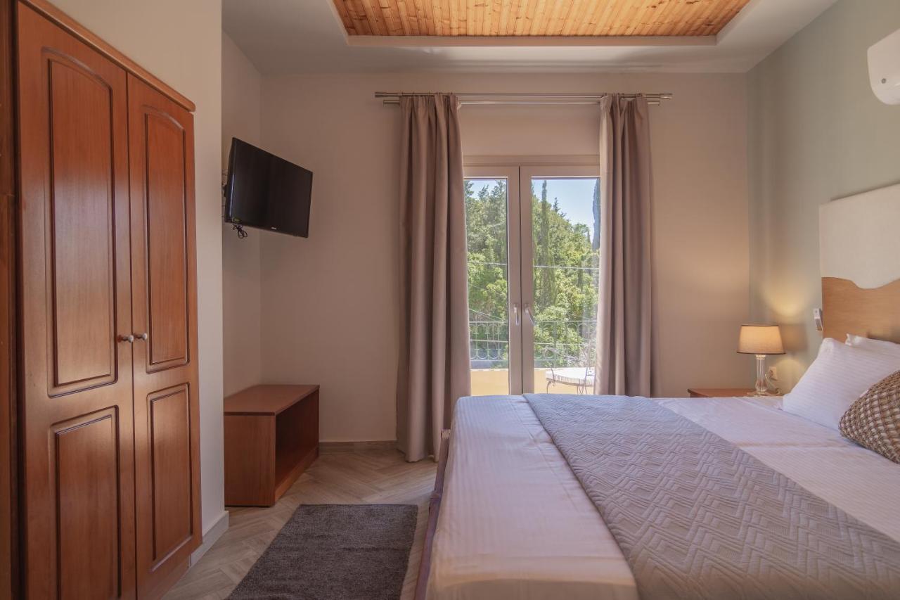 Aris Apartments Палеокастріца Екстер'єр фото